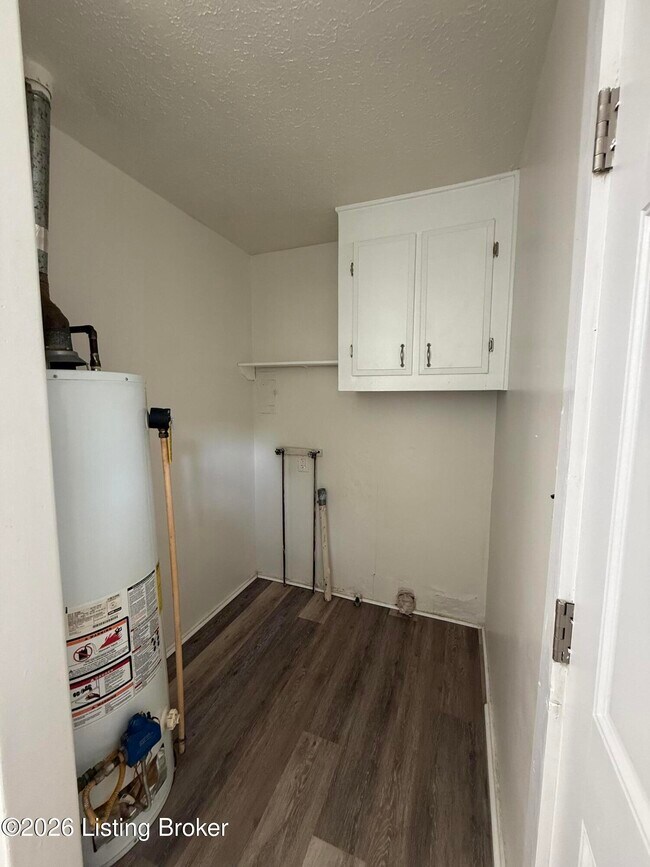 Foto del edificio - 1637 Thornberry Ave