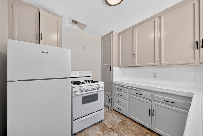 Foto del edificio - 3626 Highland Ave