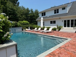 Building Photo - 20 Sunshine Rd