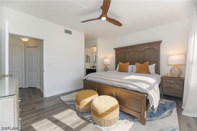 Foto del edificio - 992 Woodshire Ln