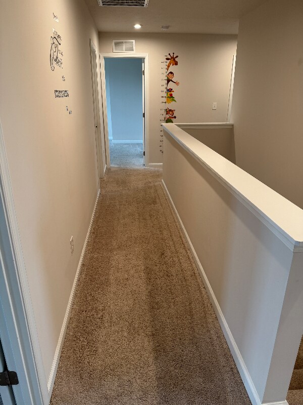 Foto del edificio - 830 McArthur Dr