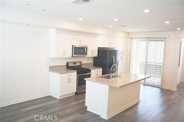 Building Photo - 11040 Serene Dr