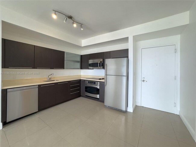 Foto del edificio - 90 SW 3rd St