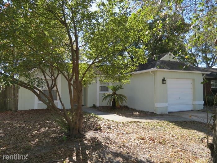 Foto principal - 3 br, 2 bath House - Valencia Gardens