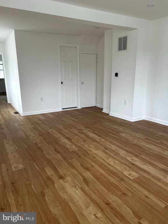 Building Photo - 114 Center St