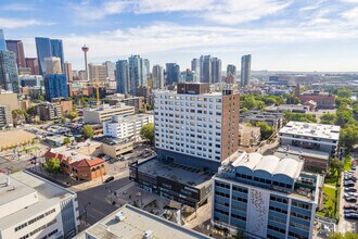 Building Exterior - 1800 4th St SW