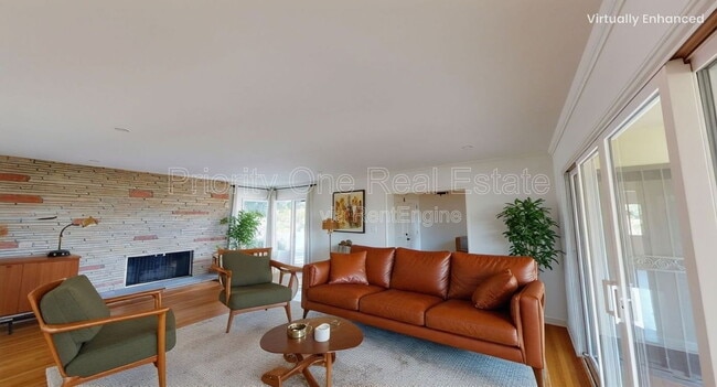 Foto del edificio - 4335 Ridgeway Dr