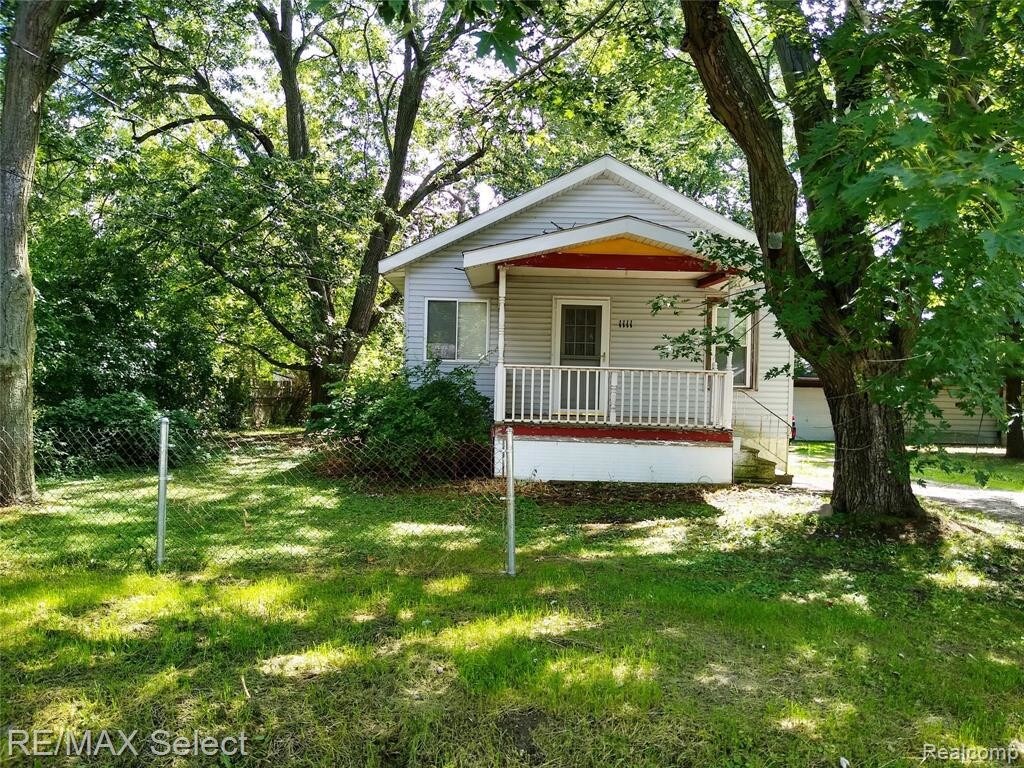 1111 Lucharles Ave, Mount Morris, MI 48458 House Rental in Mount