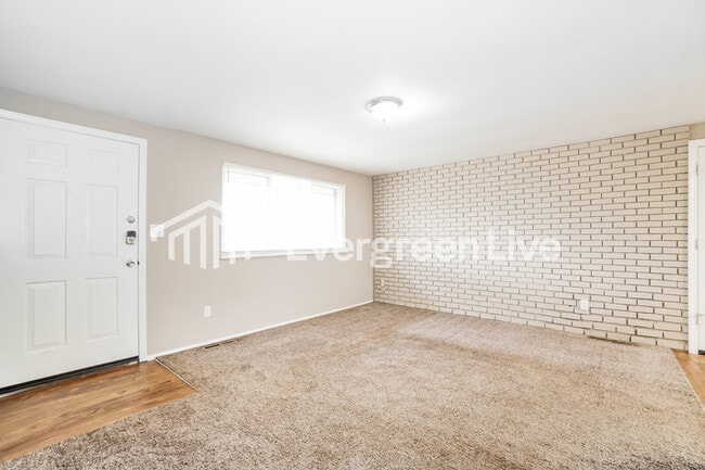 Building Photo - 6908 Retton Rd