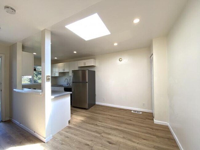 Foto del edificio - 3 bedroom in San Francisco CA 94124