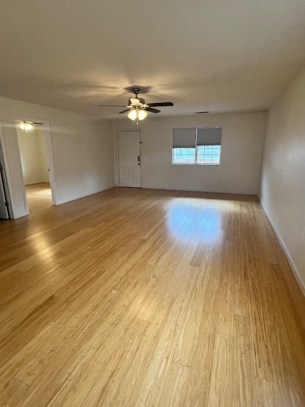 Foto del edificio - 5349 East Pkwy