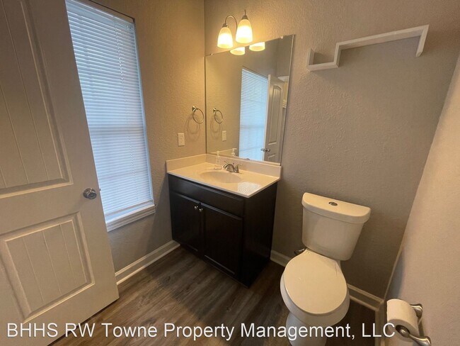 Foto del edificio - 4 br, 2.5 bath House - 213 Truxton Avenue