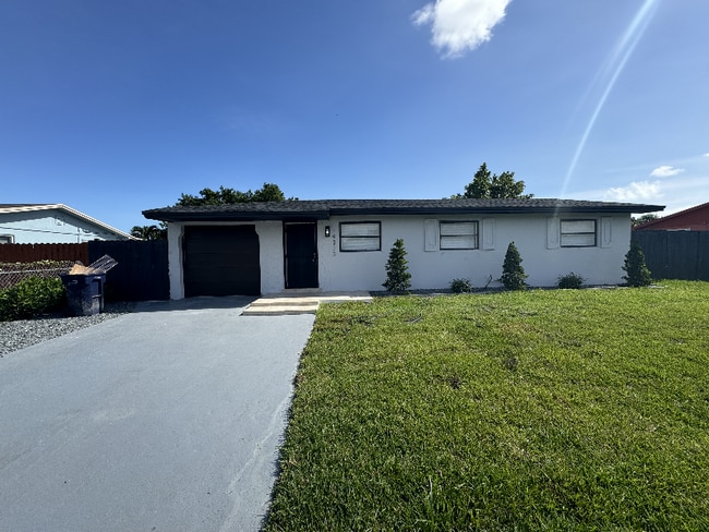 Photo - 19323 SW 116th Ave House