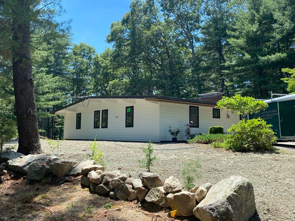 Primary Photo - 160 Oxbow Rd