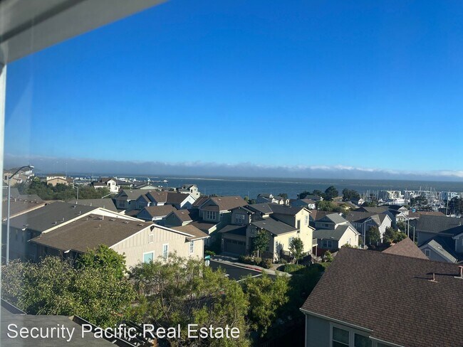 Building Photo - 3 br, 2.5 bath House - 108 Seaview Ct.