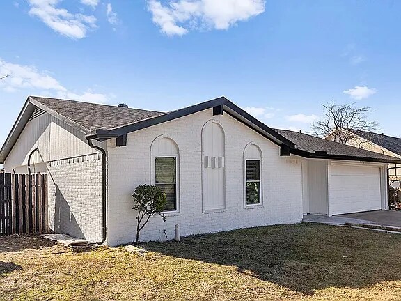 Foto del edificio - 204 Pebblebrook St