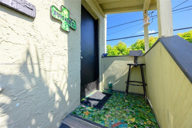Foto del edificio - 1852 SW 9th St
