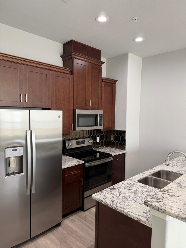 Building Photo - 4403 Nichols St