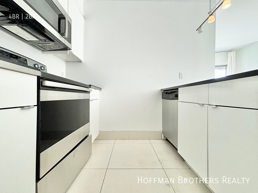 3949 Los Feliz Blvd Unit 518A, Los Angeles, CA 90027 Room for Rent in