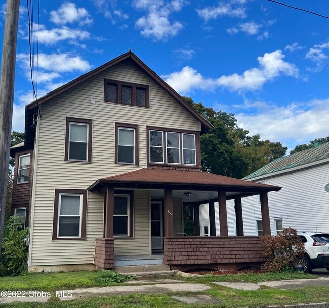Building Photo - 157 Washington St