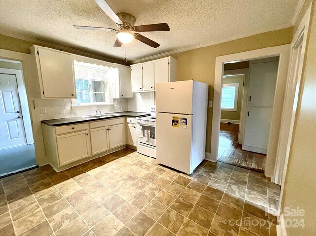 Foto del edificio - 338 Magnolia St NW