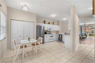 Building Photo - 1758 Reuven Cir