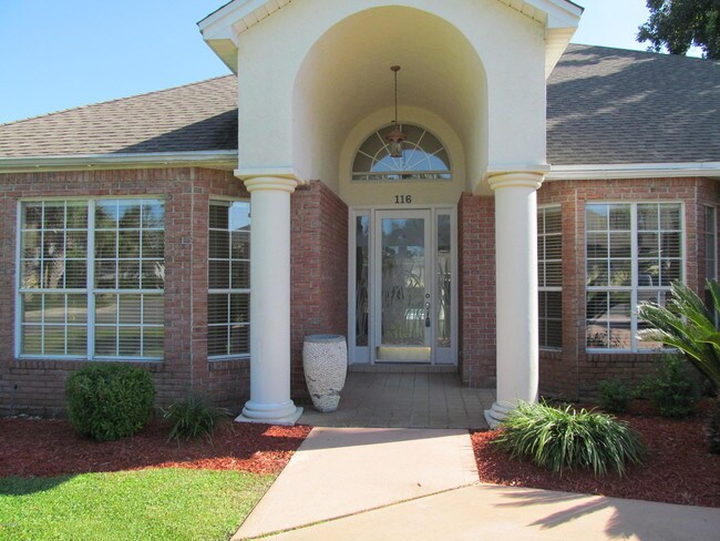 Foto del edificio - 116 Palm Bay Blvd