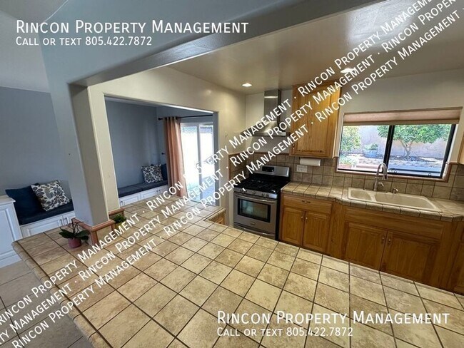 Foto del edificio - Available Now! RV Parking Freshly Updated ...
