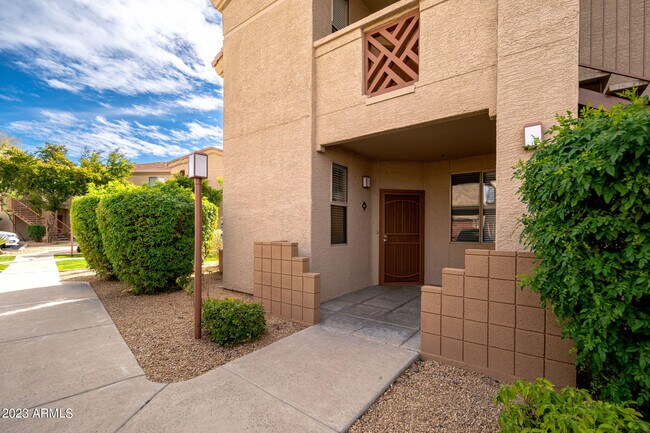 Foto del edificio - 29606 N Tatum Blvd