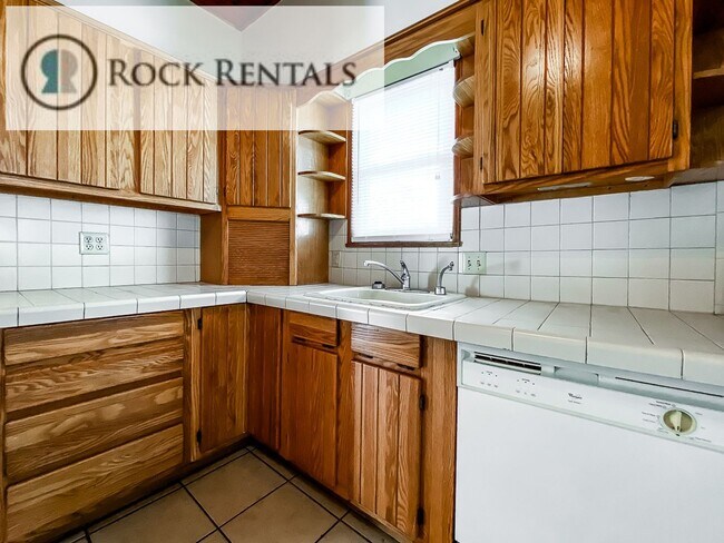 Foto del edificio - 3 Bed 1 Bath in Nickerson