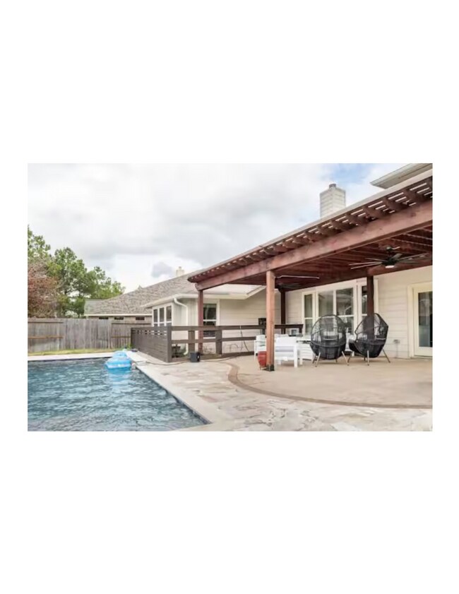 Foto del edificio - 4731 Autumn Pine Ln