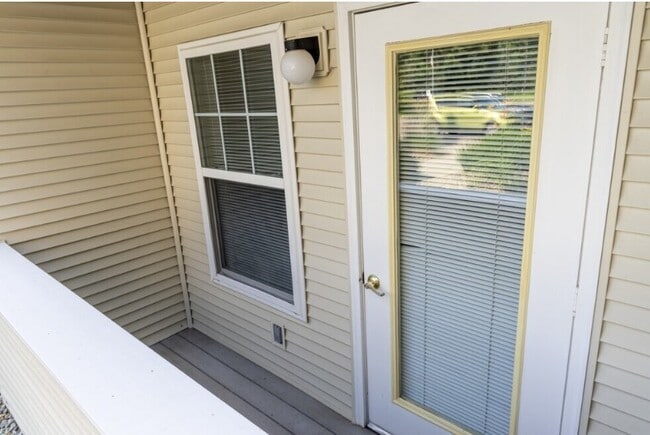 Building Photo - Falcon Manor Senior Housing