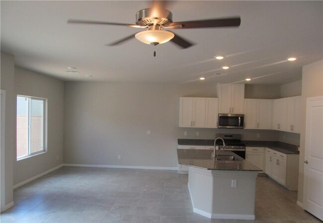 Foto del edificio - 8324 S Miller Ln