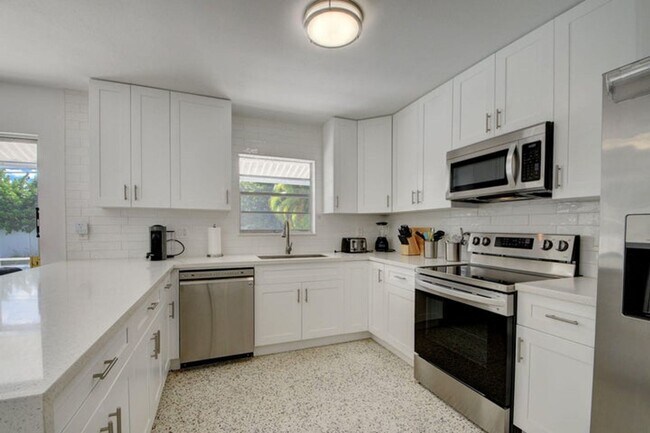 Foto del edificio - 1171 Bimini Ln