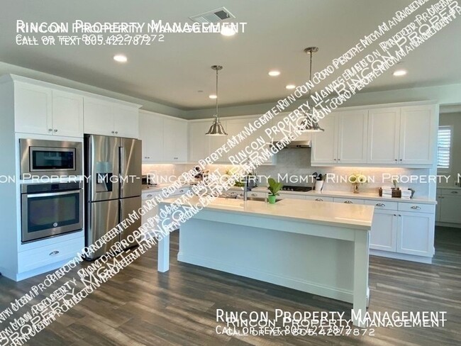 Building Photo - New Home in The Farm-Ventura *4 Bedrooms/3...