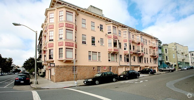 Building Photo - 2100 Post St