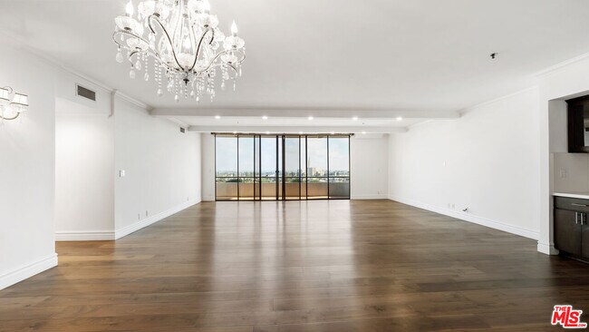 Foto del edificio - 10660 Wilshire Blvd