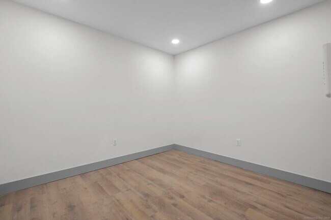 Foto del edificio - 111 Bank St