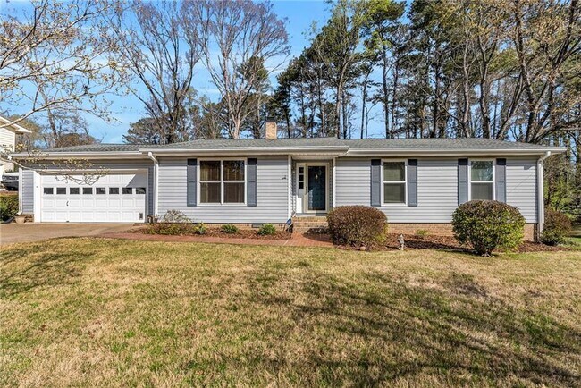 Building Photo - 3513 Ridge View Ct NE