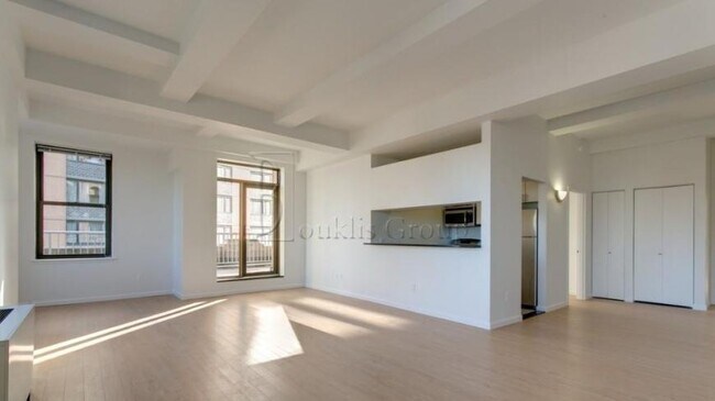 Foto del edificio - 3 bedroom in NEW YORK NY 10006