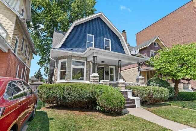 Foto del edificio - 1174 Seward Ave