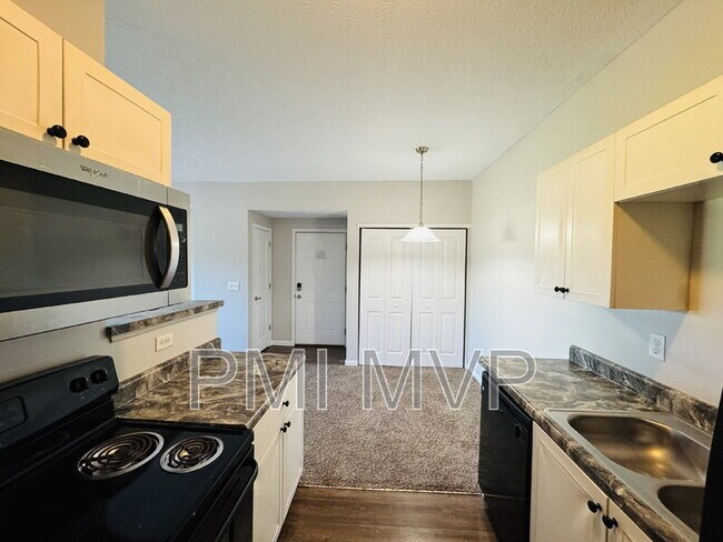 Foto del edificio - 904 Taylor Station Rd