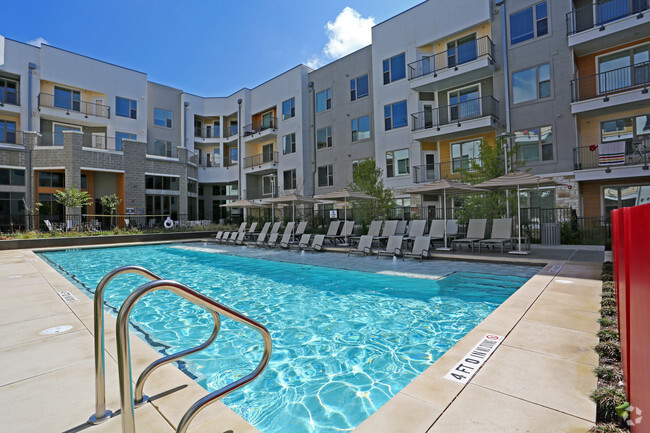 Eastside Station Apartments - 1700 E 4th St Austin, Tx 