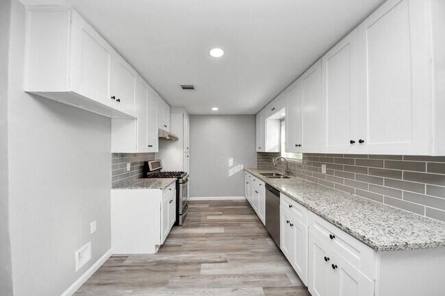 Foto del edificio - 7922 Sheree St