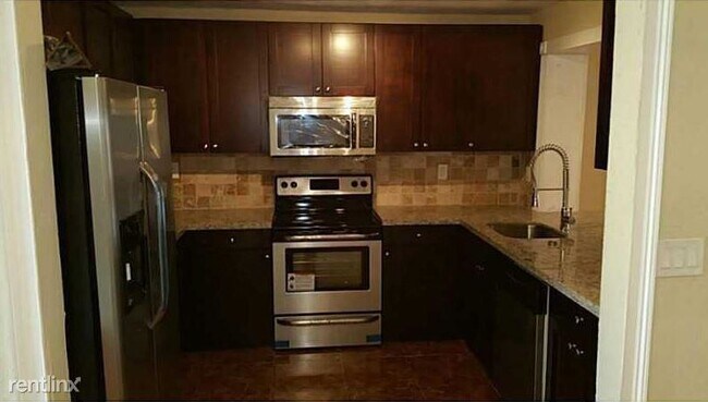 Foto del edificio - 3 br, 2.5 bath House - 7908 Ramona Street