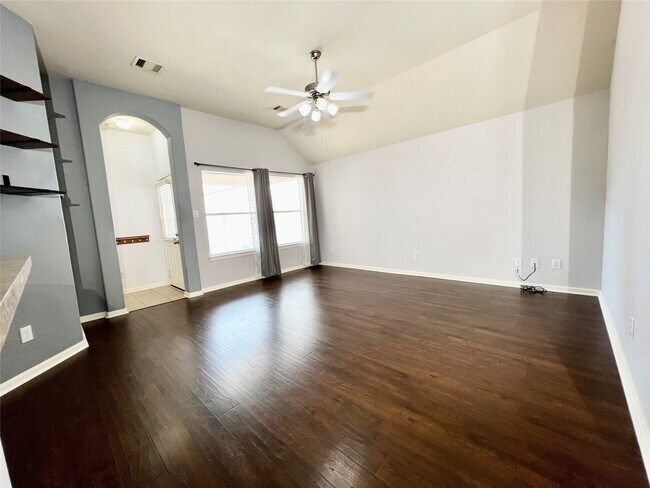 Foto del edificio - 13330 Babbitt St