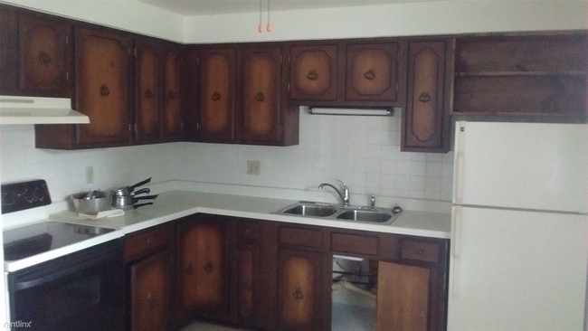 Foto del edificio - 30 W Cook St