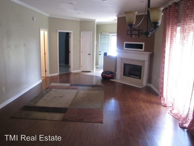 Foto del edificio - 2 br, 2 bath House - 401 Cambrian Ridge Dr