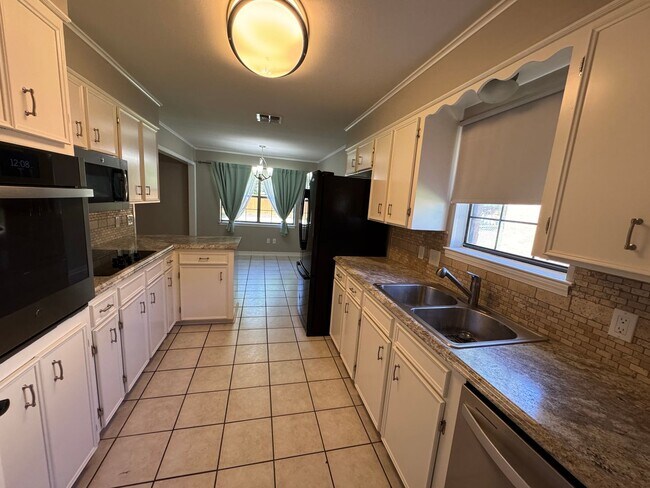 Foto del edificio - Beautiful 3 Bedroom home in North Bossier