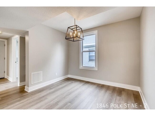 Foto del edificio - 1846 Polk St NE